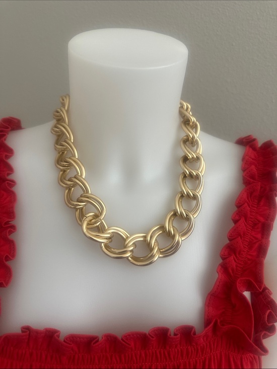 Jewelry - Gold Statement Chain Necklace - Unbranded